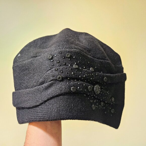 Chic Black Beaded Women\'s Hat